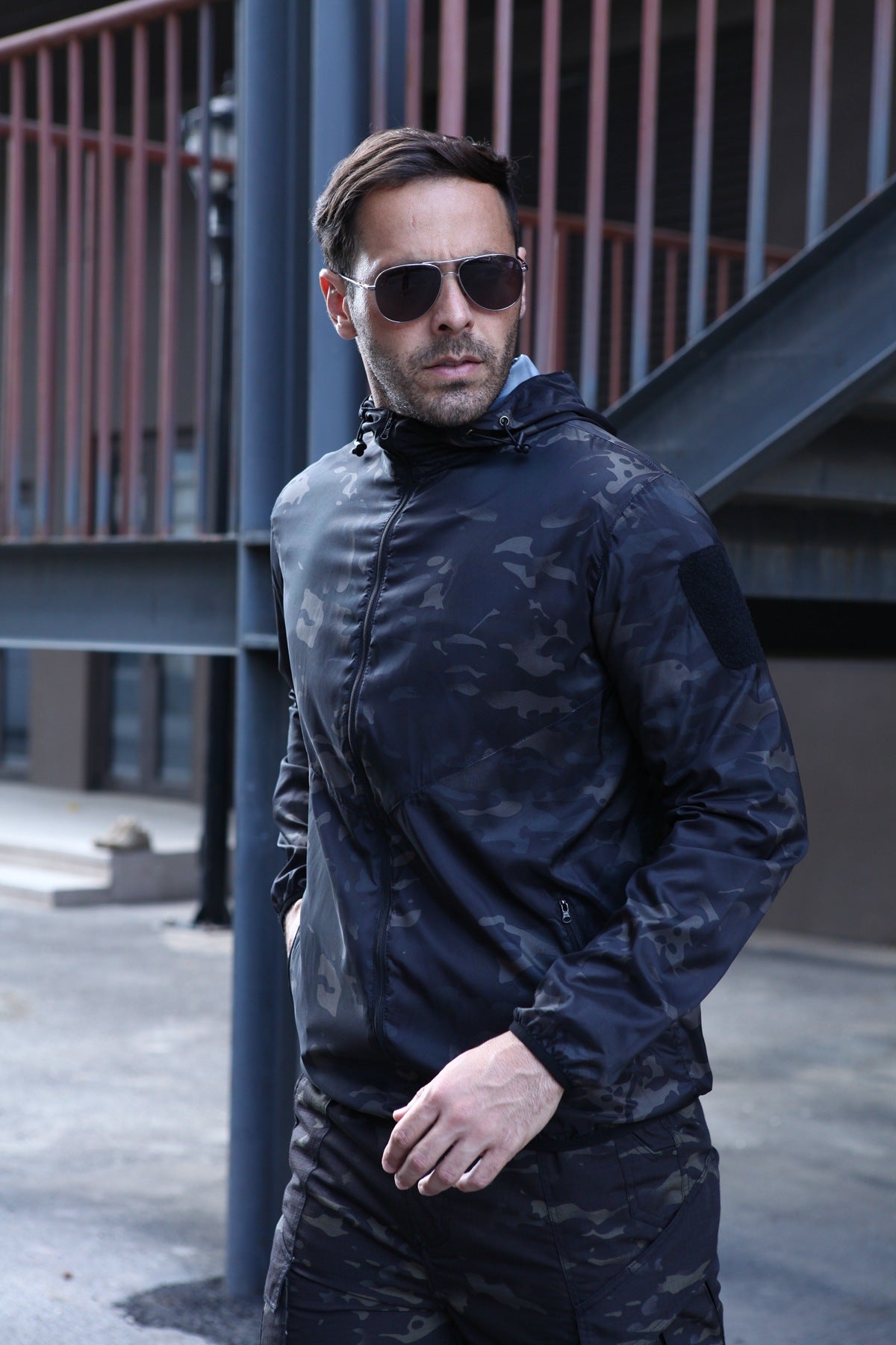 Tactical Hooded Camouflage Outerwear For Outdoor Use