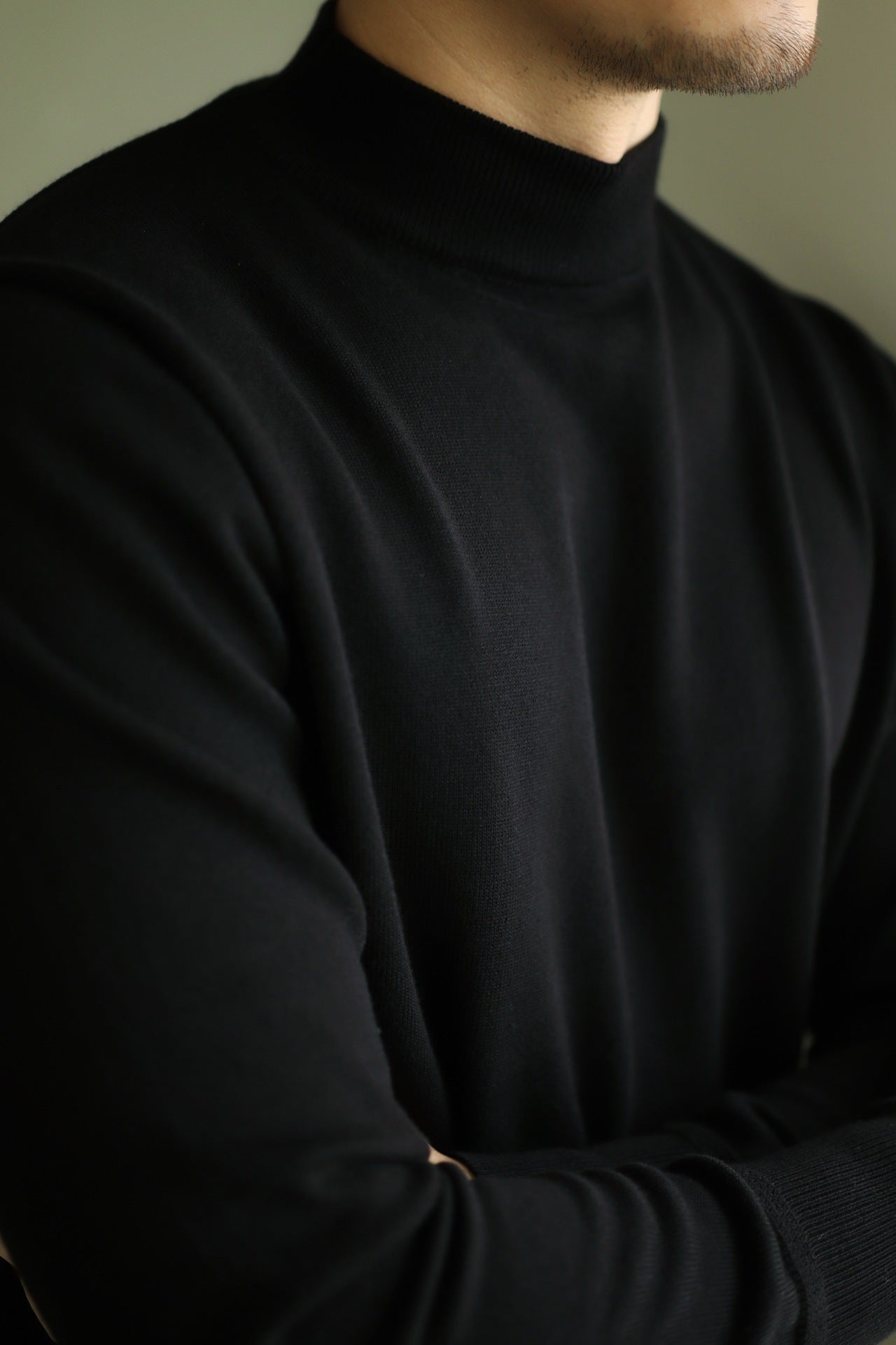 Mens Slim-fit Mock-neck Modal Base Sweater